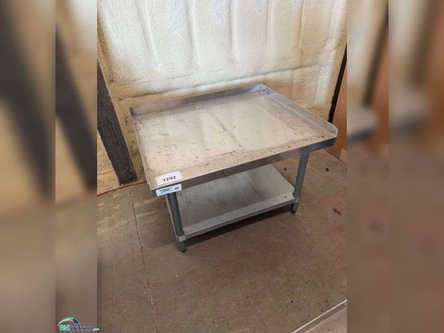 Lot 76-7292 - REGENCY STAINLESS STEEL TABLE