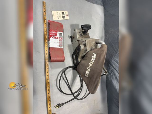 Lot 83-0128 - Porter Cable 4x24 Variable Speed Belt Sander