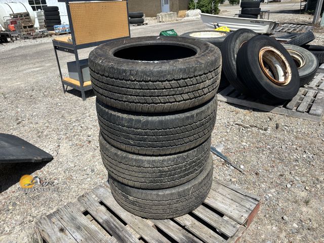 Lot 83-4007 - Four 275/55 R20 Tires