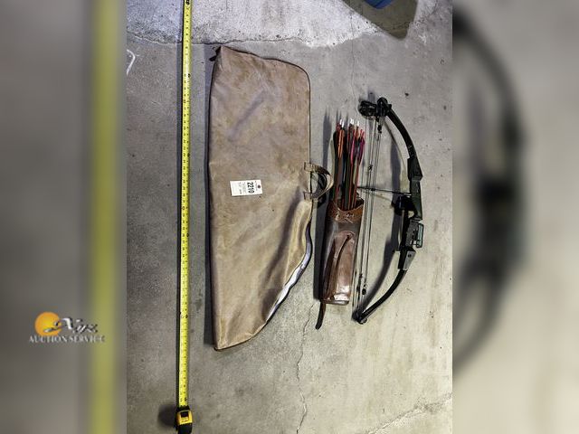 Lot 83-2210 - Barnett Compound Bow