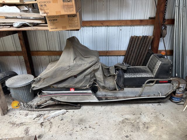 Lot 83-1019 - 1972 Arctic Cat 303 Panther Snowmobile