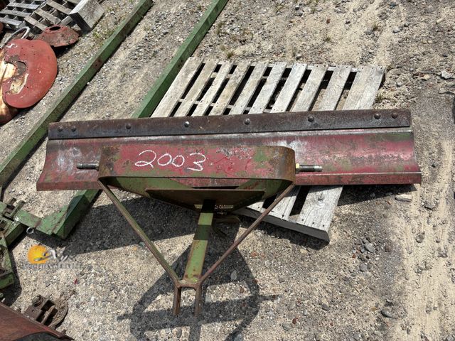 Lot 83-2003 - 6ft 3pt Rear Blade