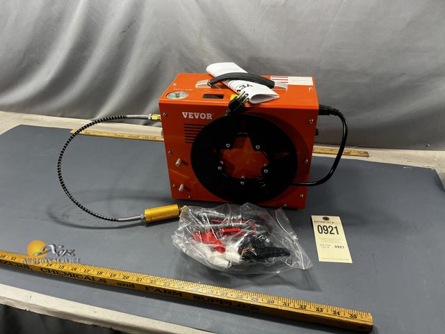 Lot 83-921 - Vevor Electric and Hand Air Rifle Pump