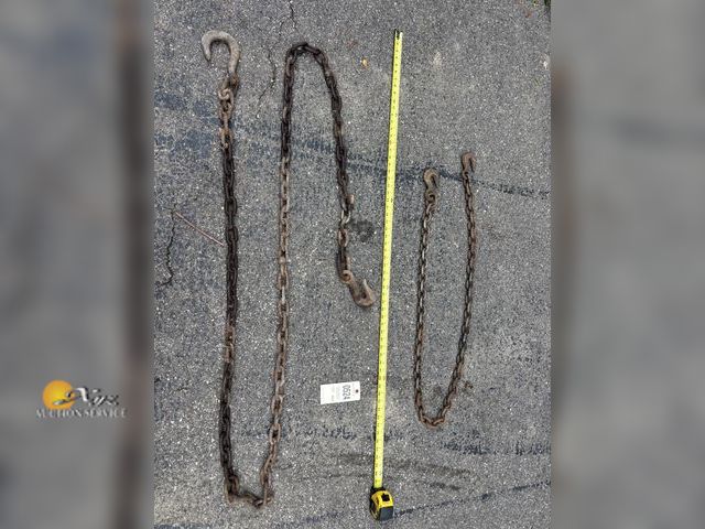 Lot 83-0524 - Lot of Chains