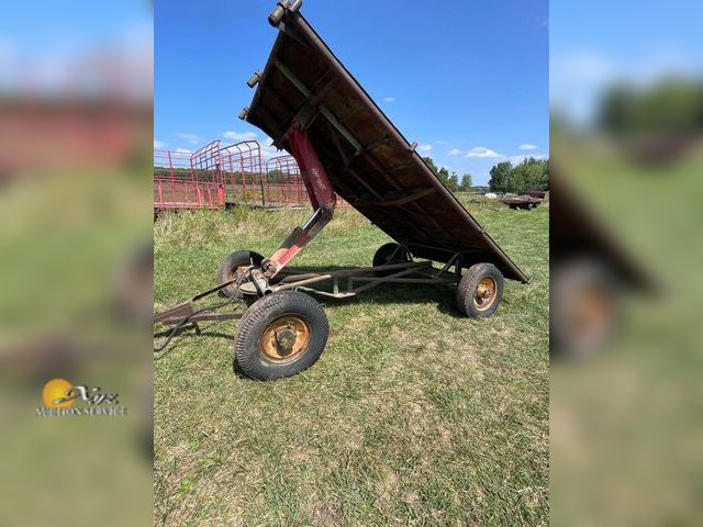 Lot 83-1044 - 7x12 Wagon with hoist