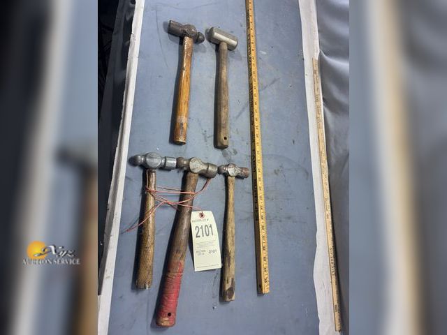 Lot 83-2101 - Lot of Hammers