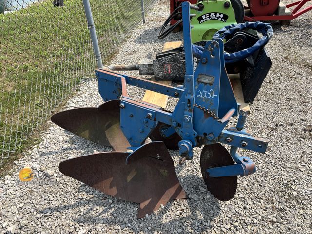 Lot 83-2002 - Ford 10-463 2 Bottom Plow