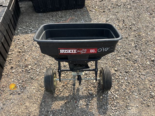 Lot 83-5010 - Huskee Heavy Duty 100 lb Tow-Behind Broadcast Spreader