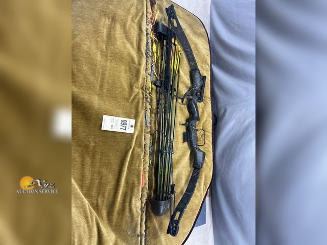 Lot 83-977 - Browning Compound Bow