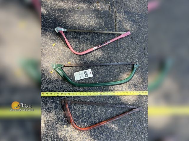 Lot 83-0862 - Lot of Bow Saws