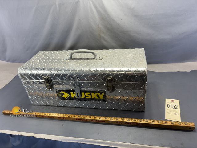 Lot 83-0152 - Husky Diamond Plate Toolbox