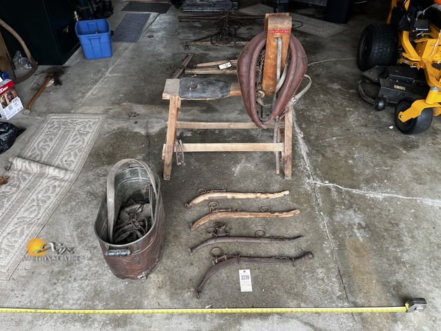 Lot 83-2239 - Miscellaneous Horse Harnsess Equipment