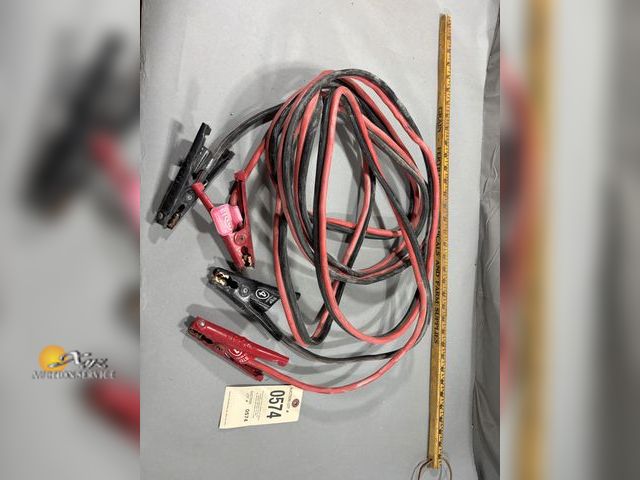Lot 83-0574 - Jumper Cables