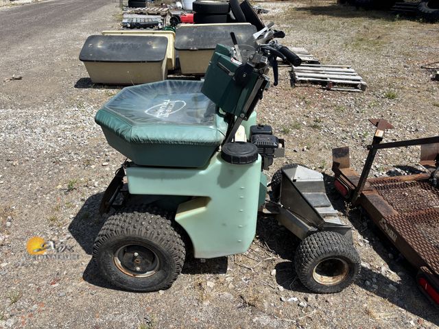 Lot 83-1006 - PermaGreen Triumph Ride-On Spreader/Sprayer