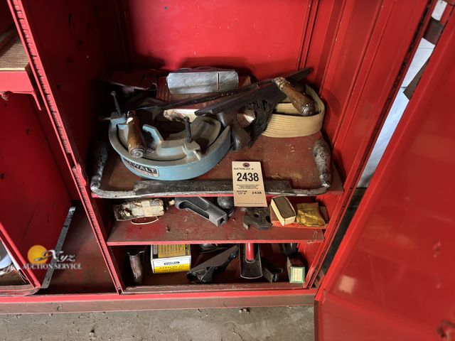 Lot 83-2438 - Contents of Cabinet