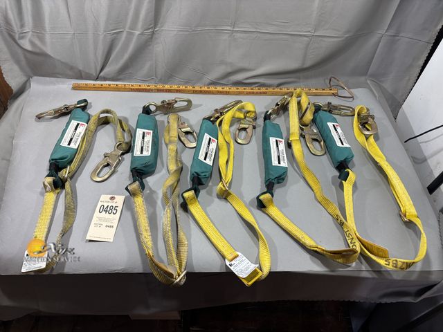 Lot 83-0485 - Five Rose Shock Absorbers