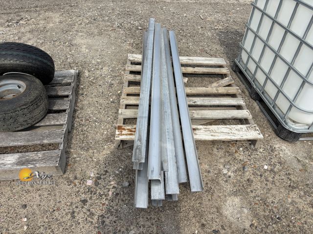 Lot 83-2020 - Lot of Aluminum "i" Beams