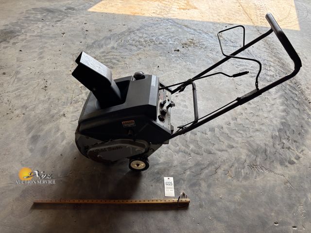 Lot 83-0225 - Craftsman Gold Series Snow Blower