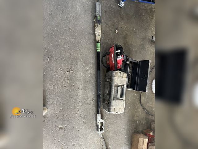 Lot 83-3600 - Lot of Tools