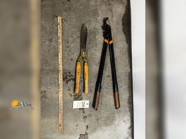 Lot 83-2249 - Two Hedge Clippers