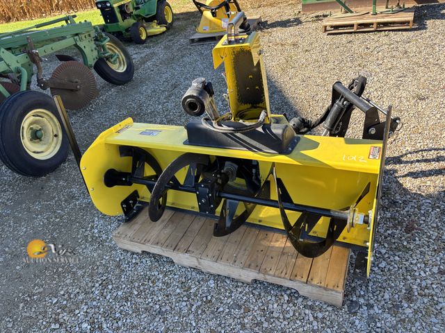 Lot 83-1012 - John Deere 54" Snowblower