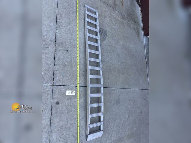 Lot 83-2361 - Better Built Arched Loading Ramp