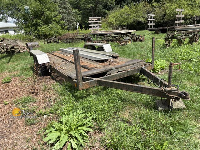 Lot 83-9004 - 16ft Flat Bed Trailer