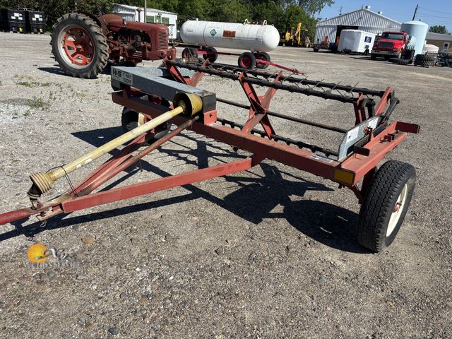 Lot 83-1009 - H &amp; S 7' Hay Tedder