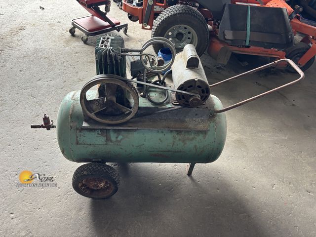 Lot 83-1013 - Sears Air Compressor