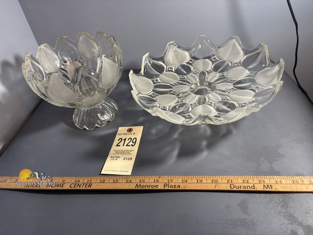 Lot 83-2129 - Crystal Fruit Bowl and Crystal Cake Plate