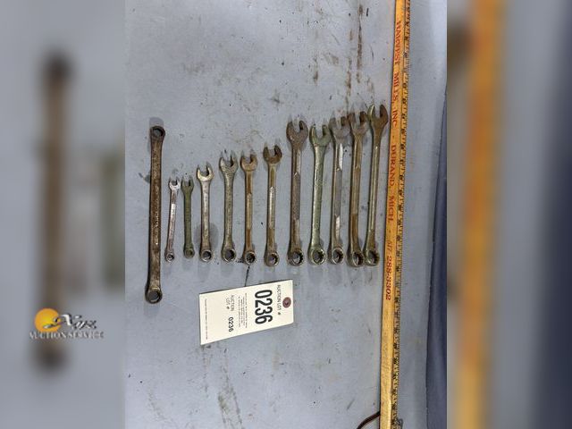 Lot 83-0236 - Lot of Wrenches