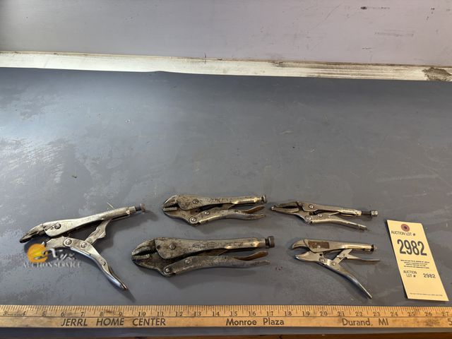 Lot 83-2982 - Vice Grip Lot
