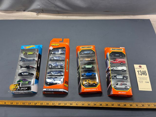 Lot 83-1346 - MatchBox Police, Autobahn Express V, MBX Service, and Hotwheels Batman