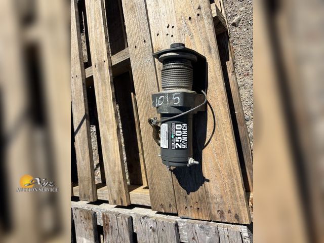 Lot 83-1015 - Badland Winches 2500 ATV Utility Winch