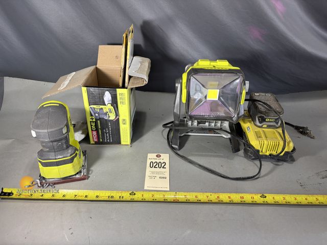 Lot 83-0202 - Ryobi 1/4 Sheet Sander, and Worklight