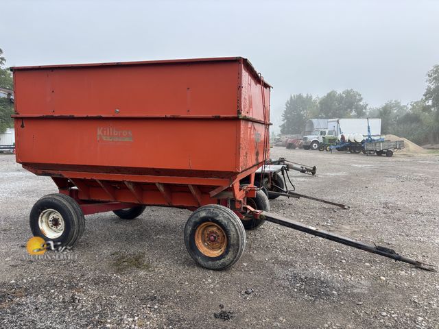 Lot 83-1057 - Kilbros 400 Gravity Wagon