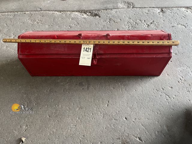 Lot 83-1421 - Large Toolbox with Contents