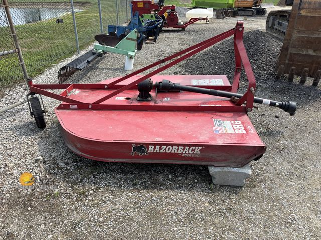Lot 83-2000 - 6ft Brush Hog Razorback BH6