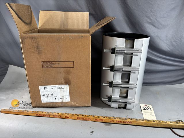 Lot 83-0232 - Ford 8.99-9.39 Pipe Repair Clamp