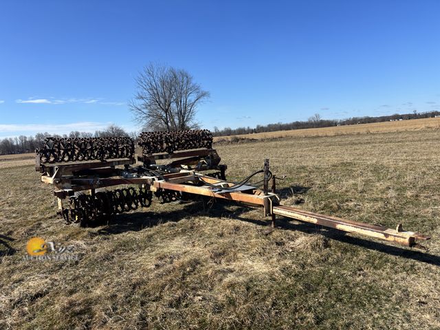 Xyz Auction Service - Lot 83-3009 - Dunham Lehr 26ft Packer
