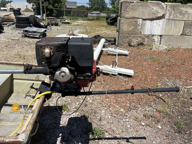 Lot 83-1022 - Long Tail Mud Motor Outboard