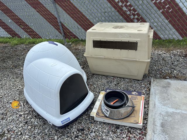 Lot 83-2018 - Dog Kennel and Dogloo with contents