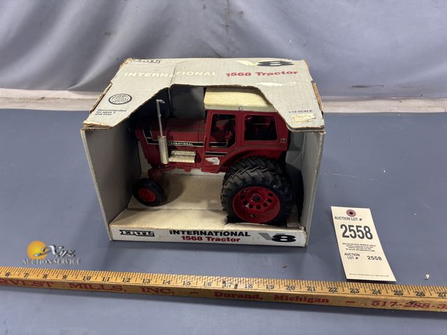 Lot 83-2558 - ERTL International 1568 Toy Tractor