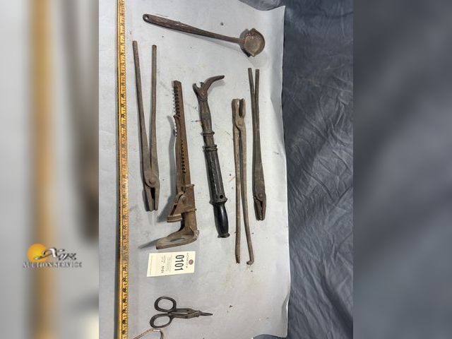 Lot 83-0101 - Lot of Miscellaneous Tools