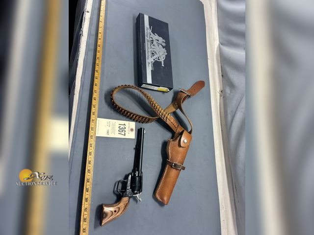 Lot 83-1367 - Heritage Rough Rider 22 LR Single Action Revolver