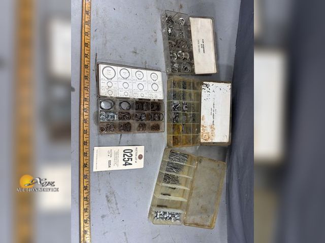 Lot 83-0254 - Snap Rings, E-Clips, Etc.