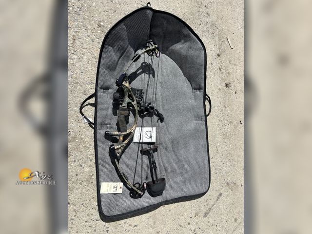 Lot 83-1371 - Hoyt ZR 100 Bow 50-60 lbs