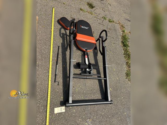 Lot 83-0550 - Inversion Table
