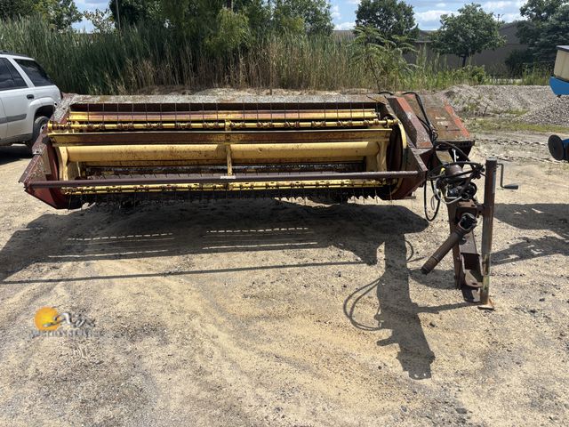 Lot 83-1009 - New Holland 489 Haybine