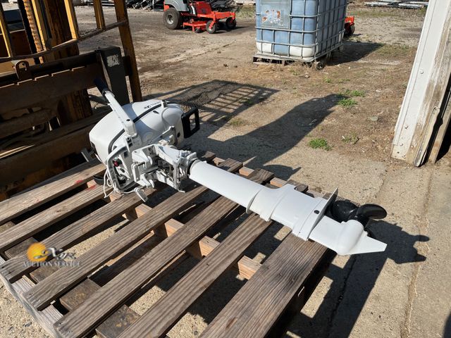 Lot 83-8005 - Tohatsu 6 hp 4-stroke long shaft boat motor. New in 2024, only used for trolling 4-5 times, manual s...